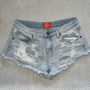 Fray Hem Light Wash Denim Distressed Ripped Cut Off Jean Shorts Sz S Sihnderella